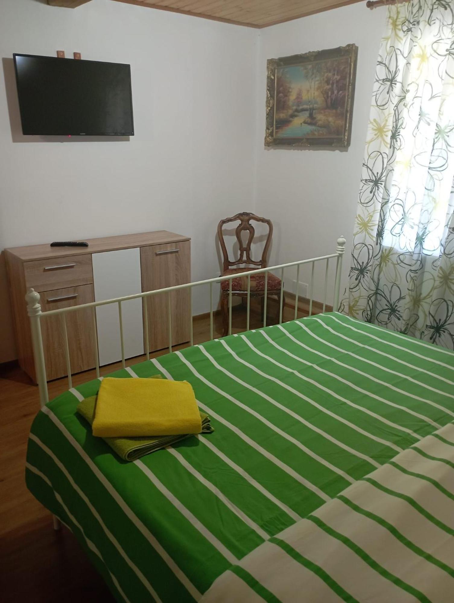 Pensiunea Dates Cîrţişoara Kamer foto